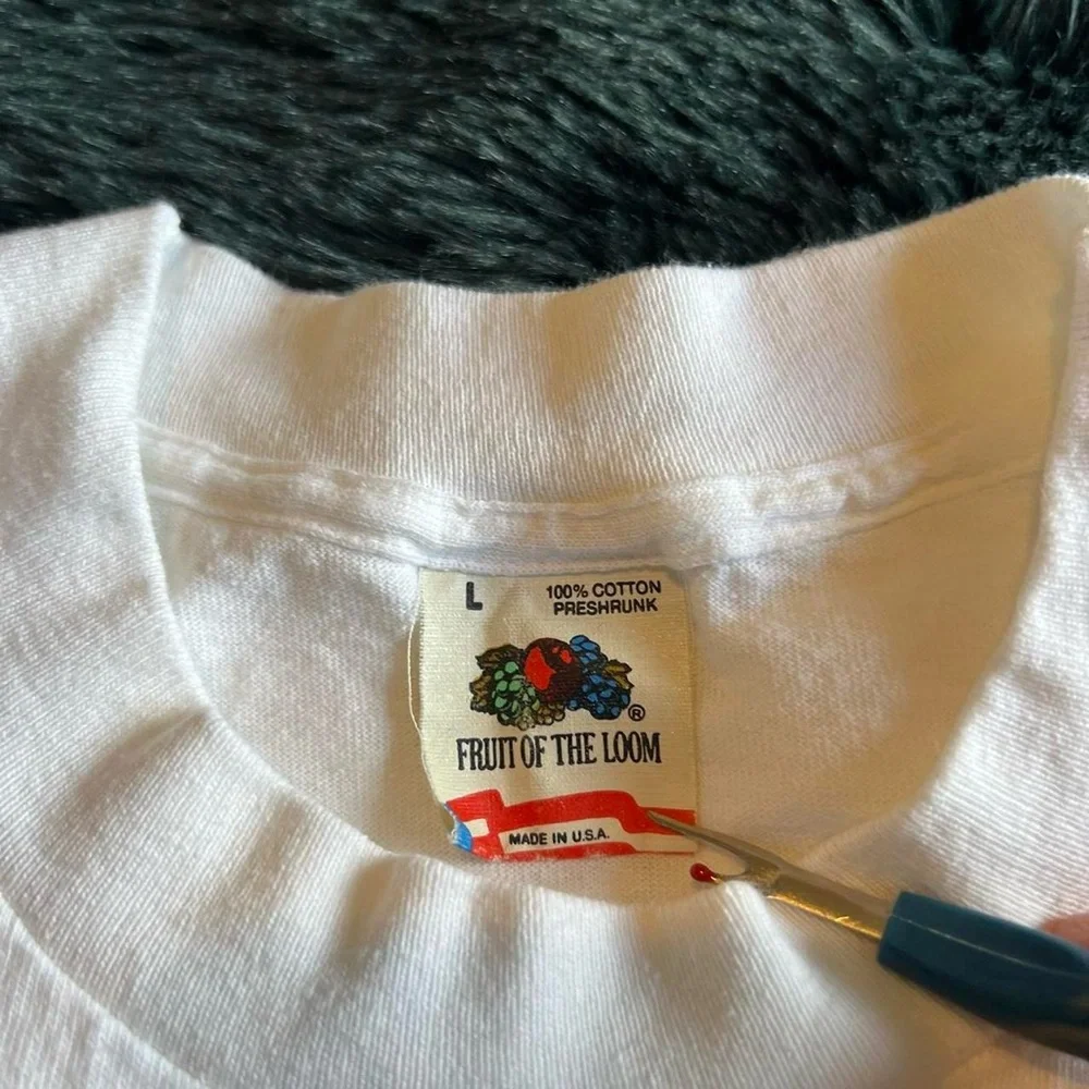 Vintage Beefeater Gin T-shirt - Picture 5 of 7